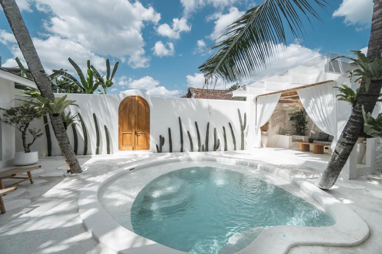 Bohemian Jogja Villas With Private Pool Kejayan Bagian luar foto