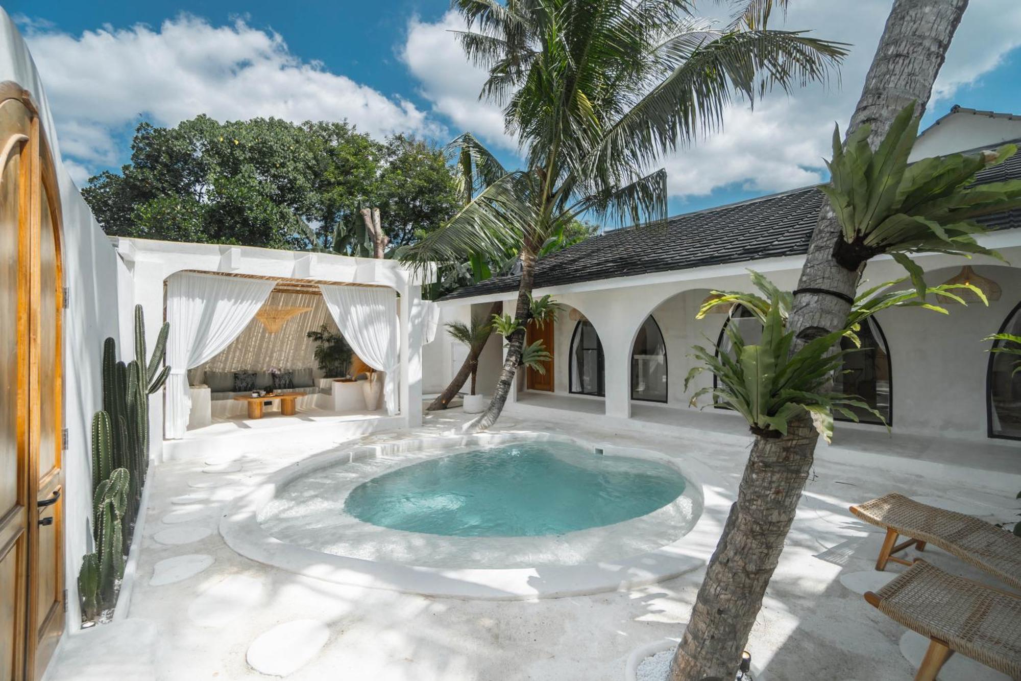 Bohemian Jogja Villas With Private Pool Kejayan Bagian luar foto