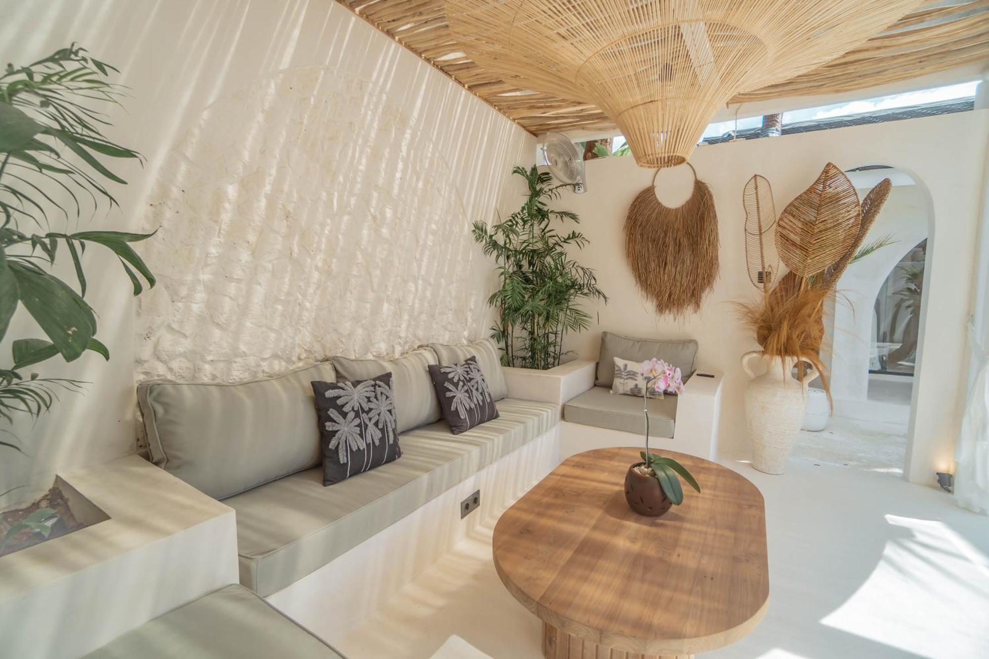 Bohemian Jogja Villas With Private Pool Kejayan Bagian luar foto